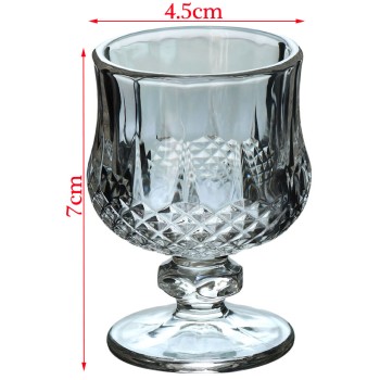 Ly rượu mạnh có chân 09