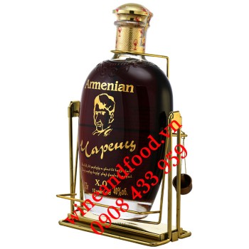 Rượu Brandy XO Armenia Charents 10 năm 1750ml có kệ