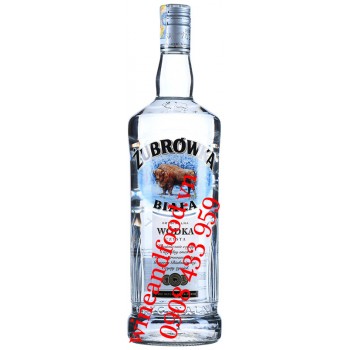 Rượu Vodka Zubrowka Biala Czysta 1 Lít